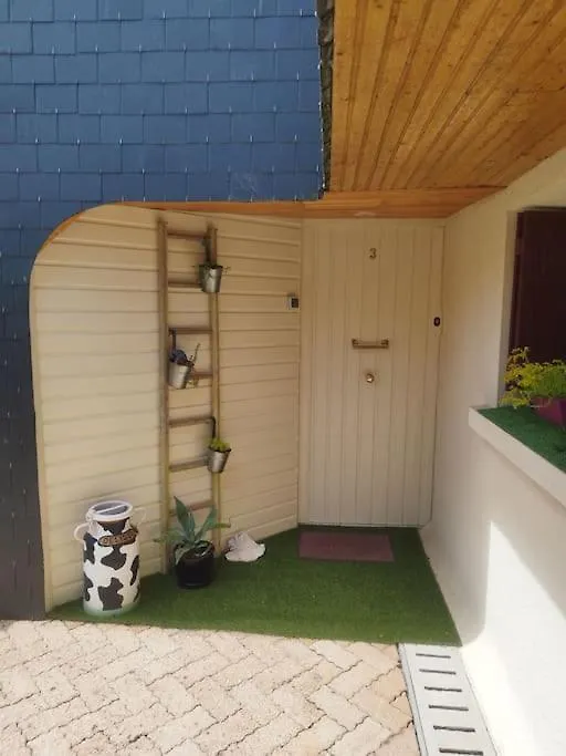 Appartement Plain-Pied T1 Patio Et Jardin à Trémuson France