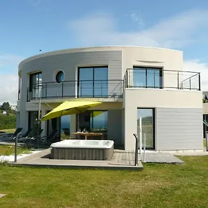  Hébergement de vacances Panoramic Sea View And Jacuzzi, Premium,